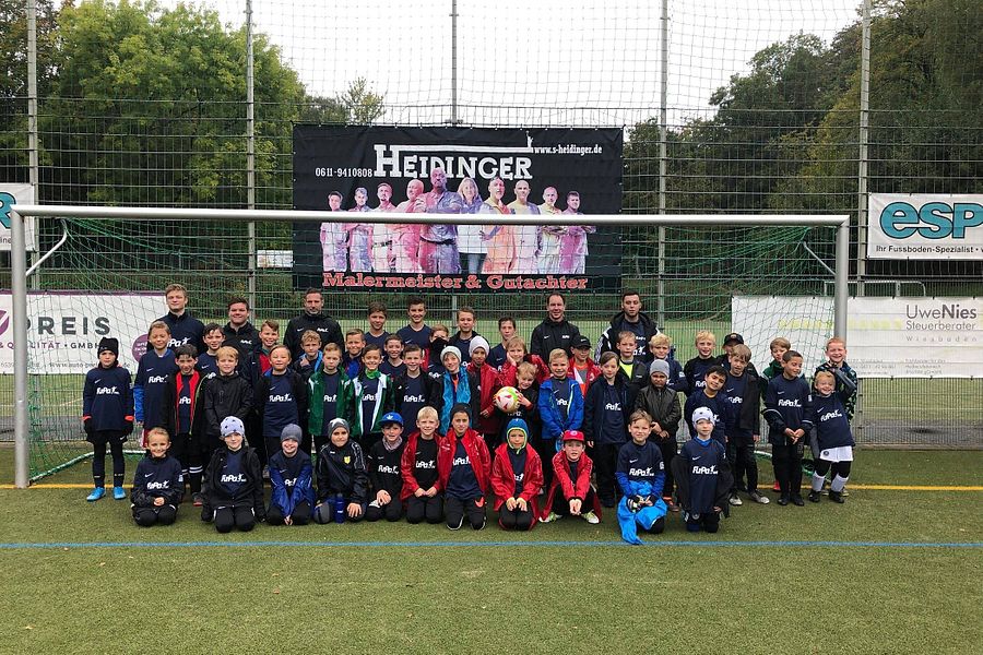 50 Kinder und Jugendliche nahmen am diesjährigen Feriencamp von FuPa Wiesbaden teil